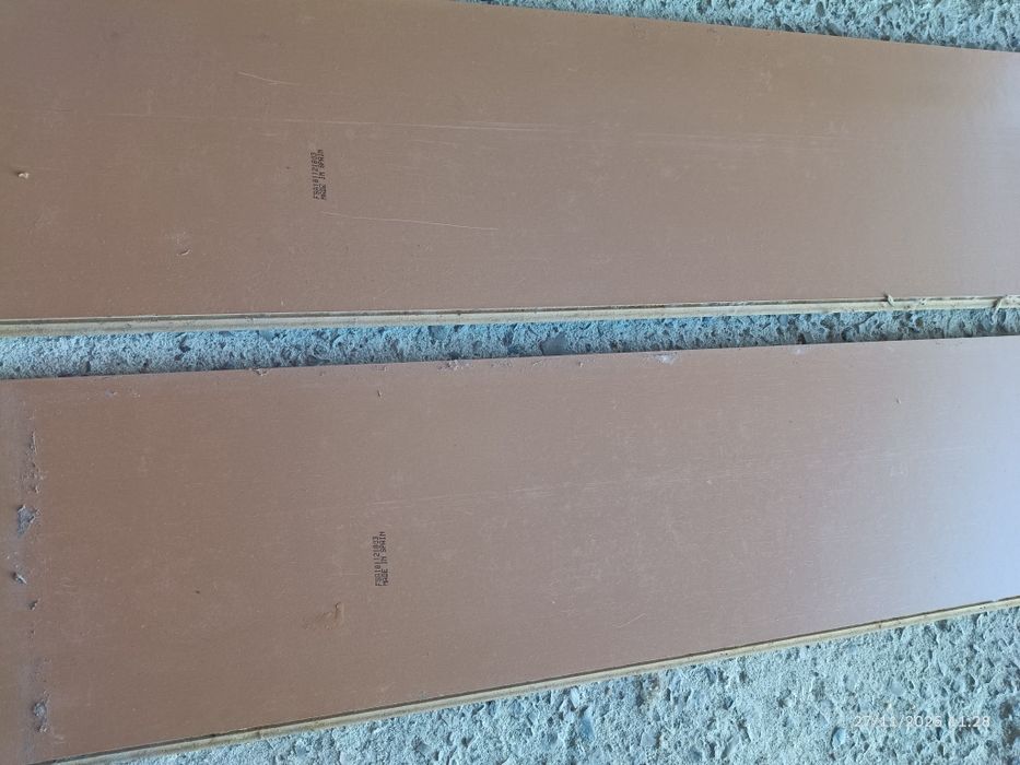 Lote de Piso Laminado/Vinílico (Reaproveitável) - 1,34m x 0,20m