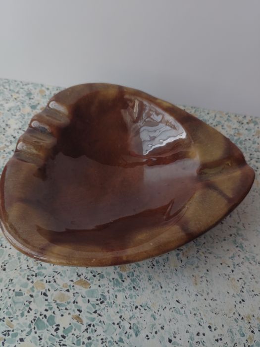 Popielniczka ceramiczna z PRL-U