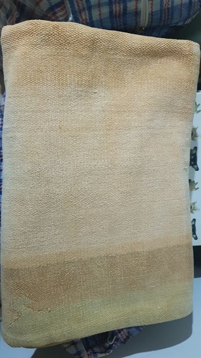 Carpete usada em bom estado