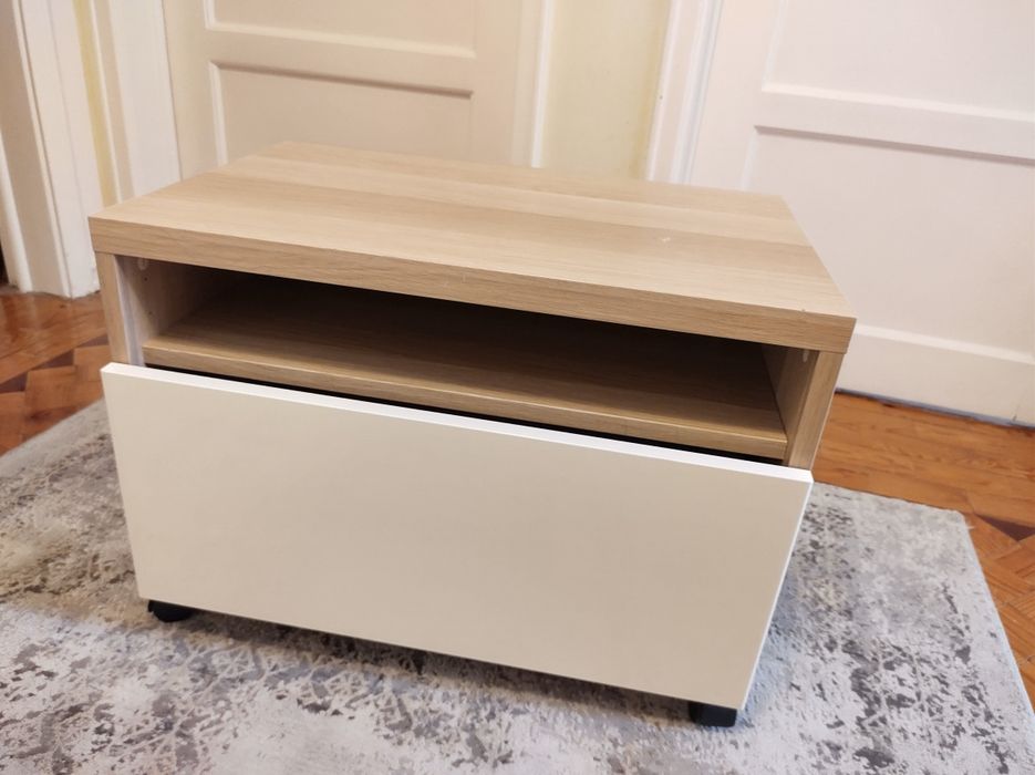 Móvel apoio besta Ikea