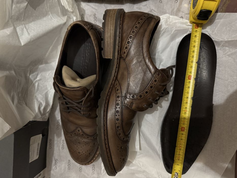 Продам мужскую обувь ECCO