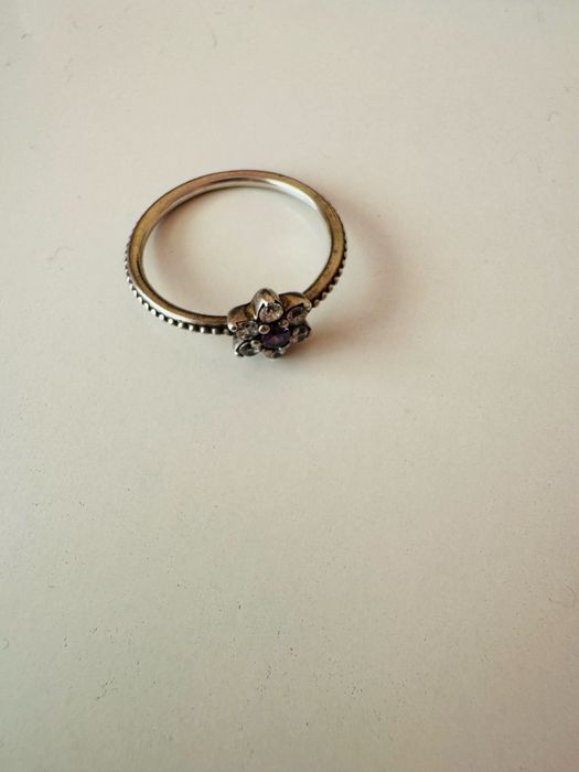 Каблучка Пандора .