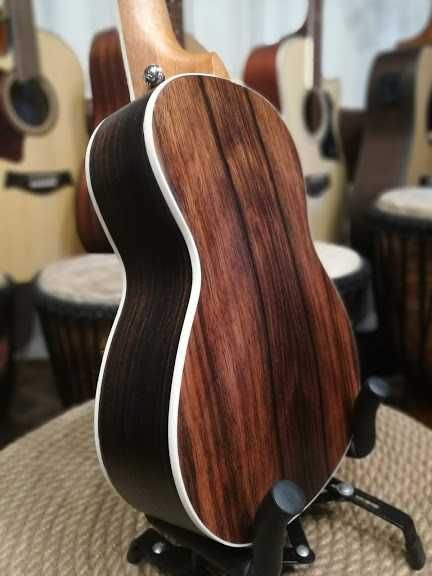 ukulele koncertowe SEGOVIA EBONY 24 concert 24c