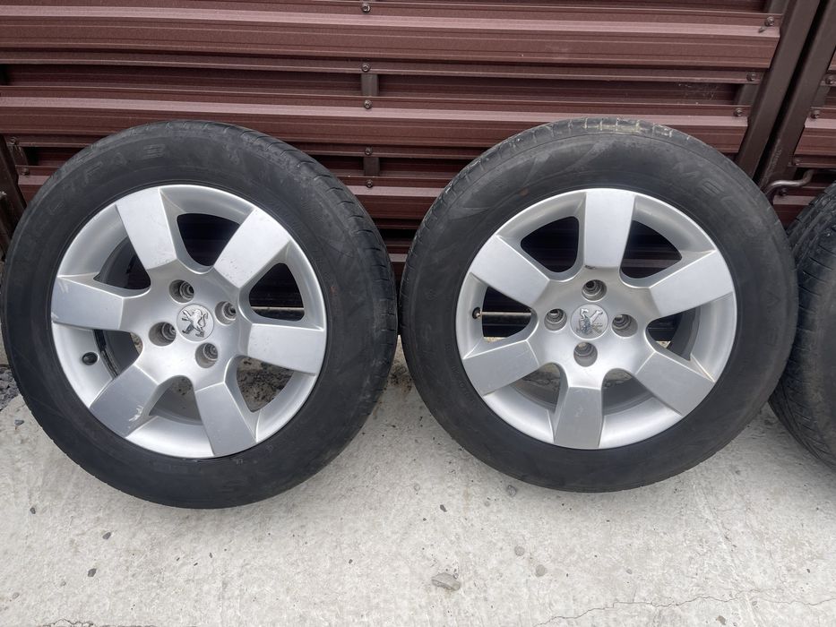 Диски з резиною 205/60/R16 Комплект дисків R16 Пежо 3008 5008