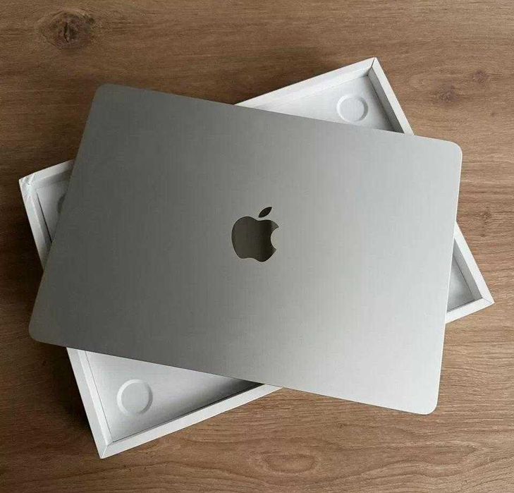 MacBook Air 13 M4 16/512GB Silver