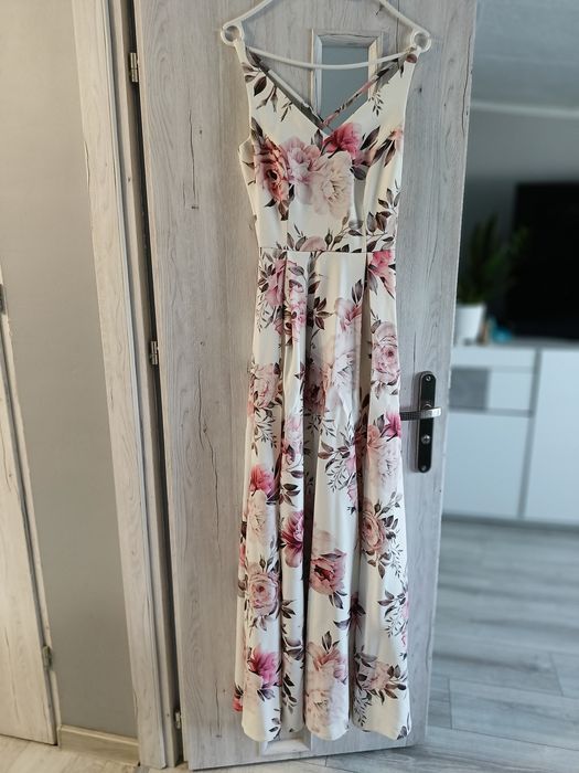 Długa sukienka maxi