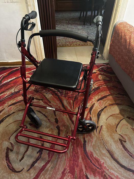 Chodzik dla seniora.