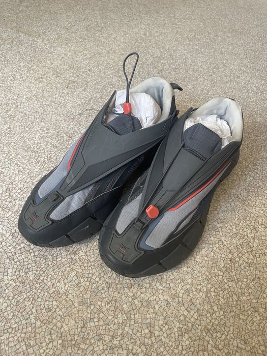 Reebok Zig 3D Storm Hydro Trace Grey 45 45.5