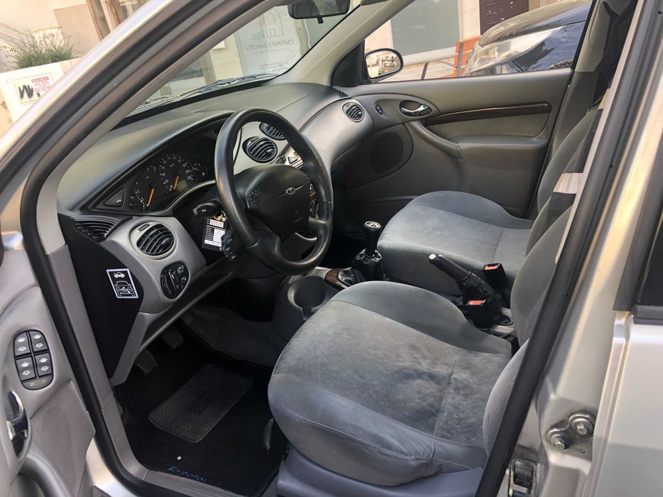 Ford Focus MK1 Sedan 1999