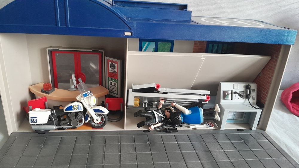 Esquadra da policia playmobil