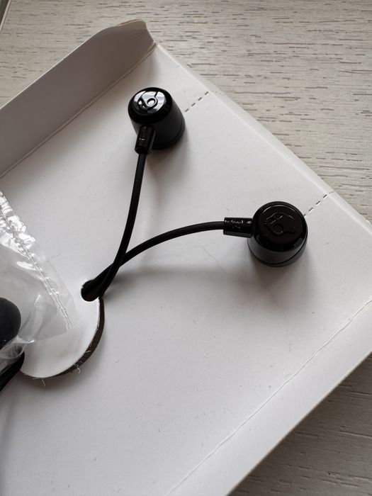 Навушники вакуумні безпровідні Skullcandy Jib Wireless