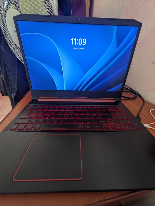 Acer nitro 5  i7-9750H/// rtx 2060 6gb+2gb/// 1tb ssd