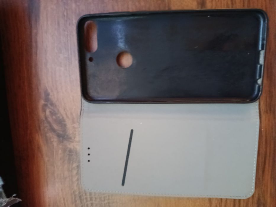Etui z klapką na telefon HTC 12