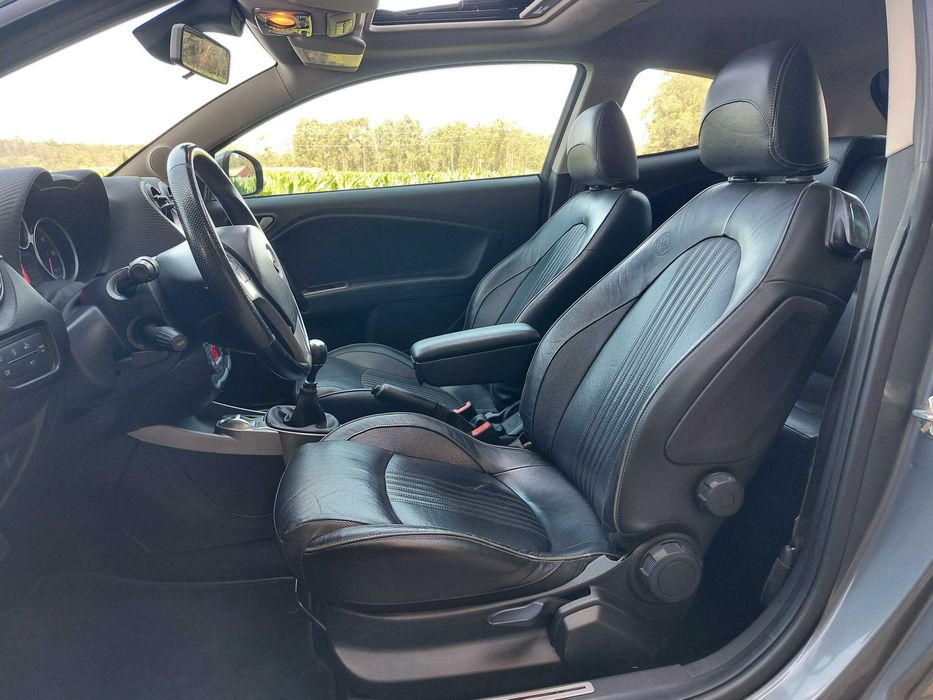 Alfa Romeo MiTo — fotografia 7