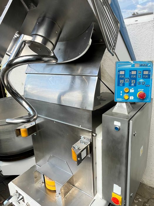 Mieszałka miesiarka dzieża MaszGliwice SMR 320 
49000 zł