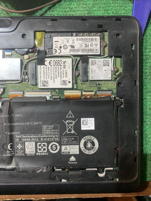 Планшет делл dell бу розбился включаетца  на запчасти