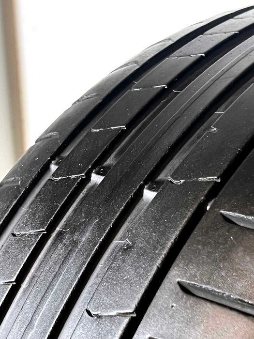 Pneus Pirelli Pzero PZ4 - 225/35/20 - Excelentes