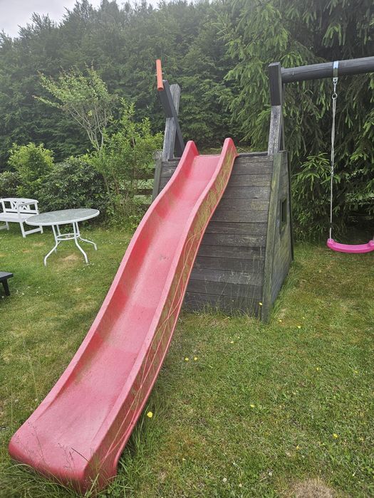 Sprzedam drewniany domek