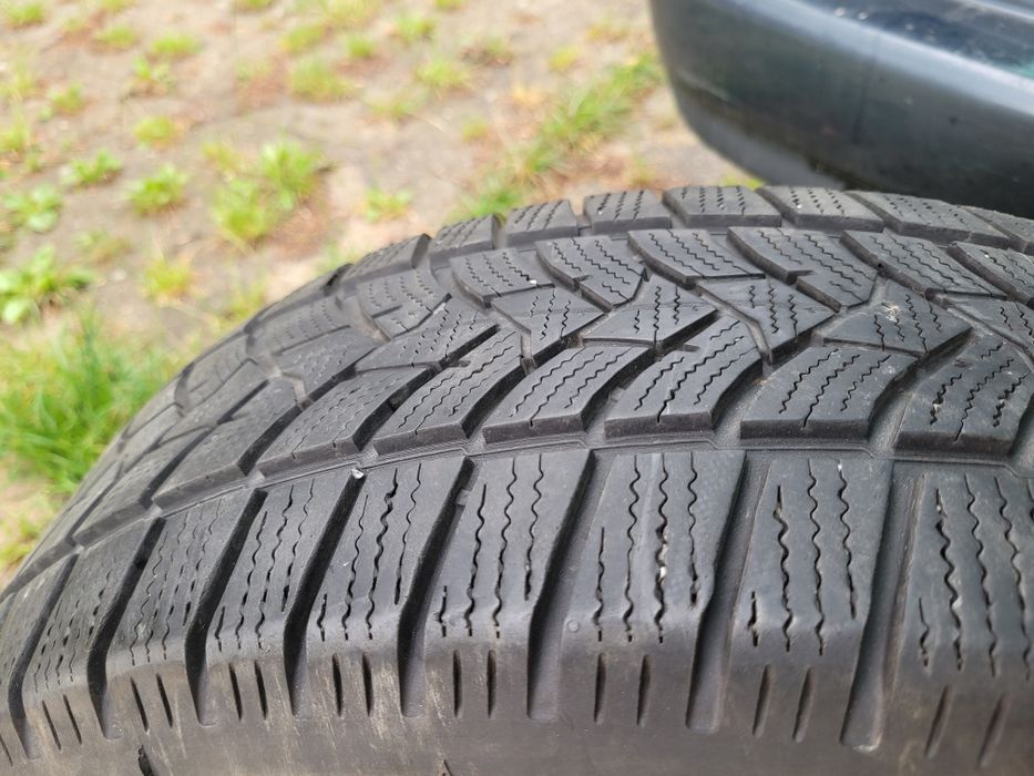 Opony zimowe firmy dunlop do SUV