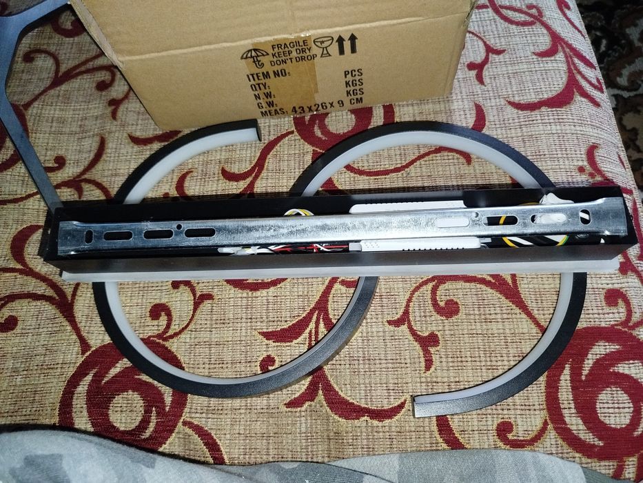 Продам Ледлюстра долар