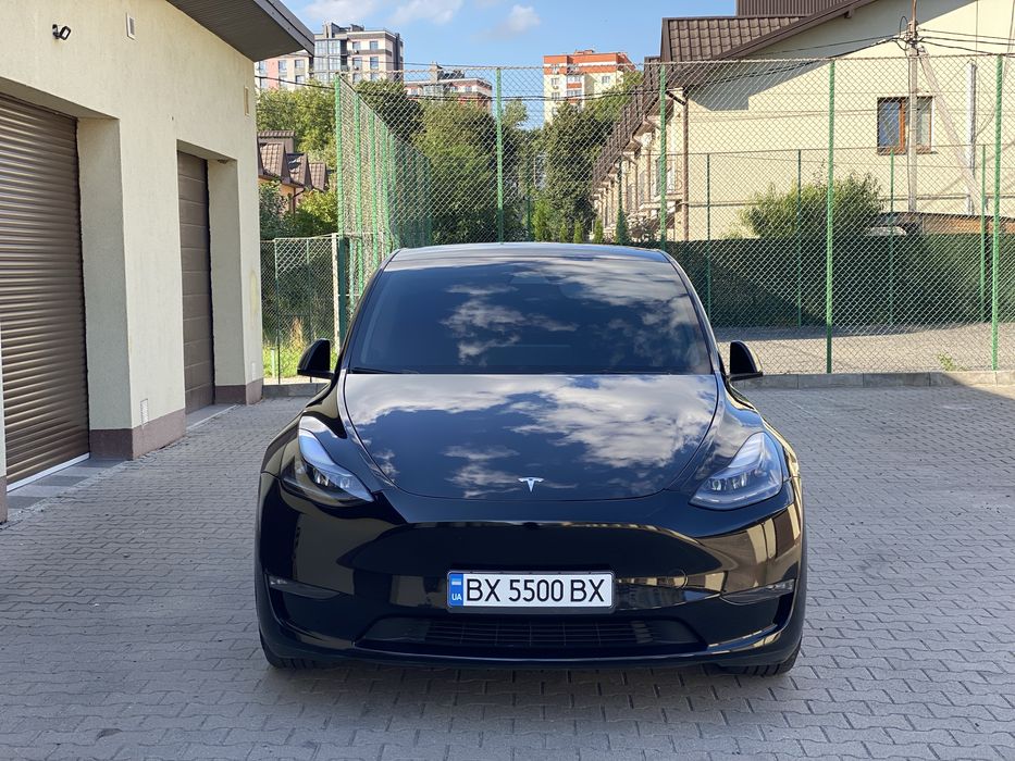 Продається /обмін на Нерухомість Tesla Y 2022 Perfomance