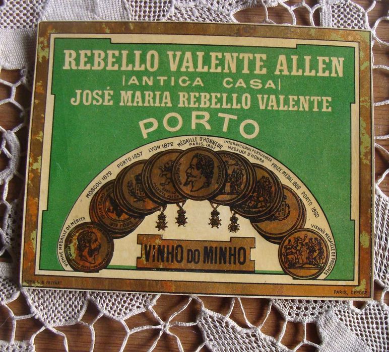 Rótulos antigos de vinhos