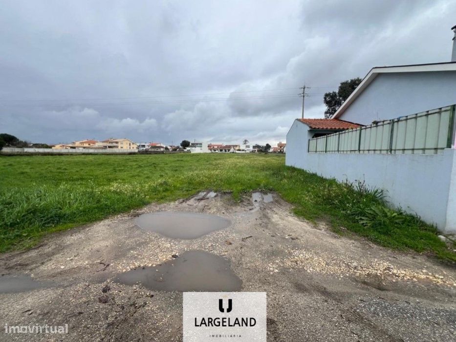 Terreno para duas moradias