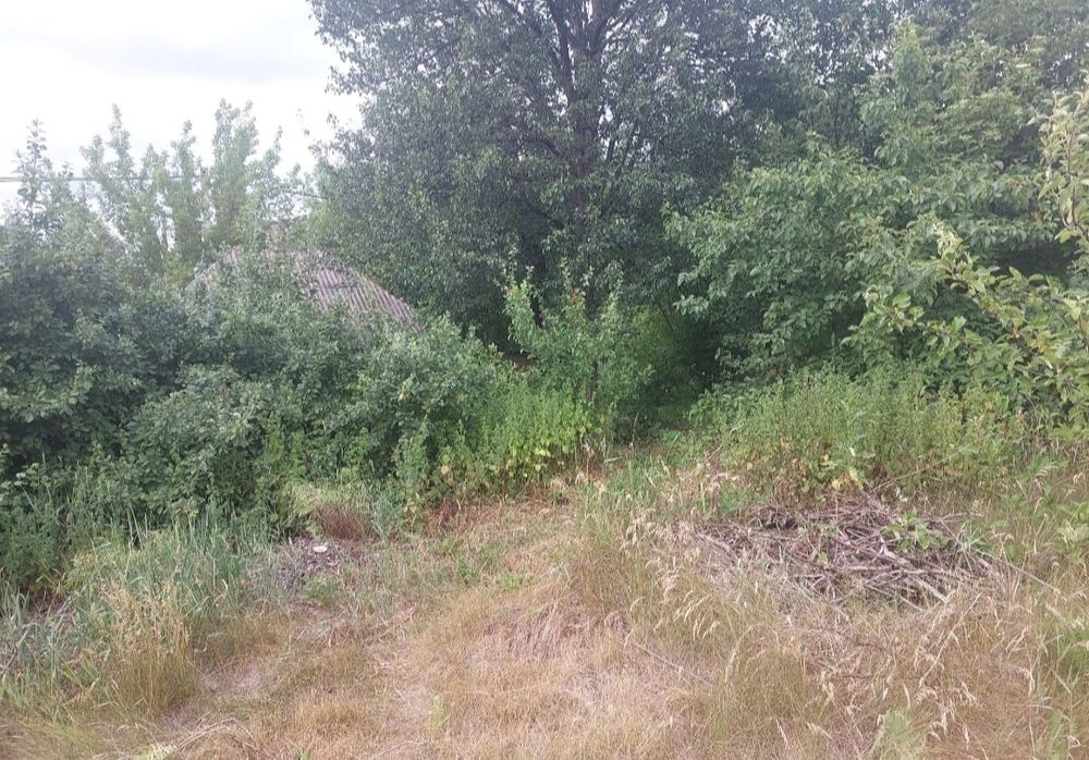 Продам земельный участок с домиком