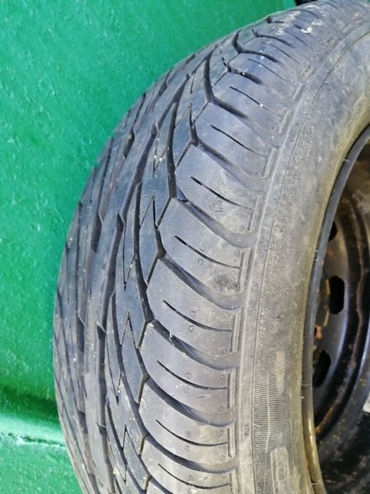 Резина Dunlop 195 65 15r