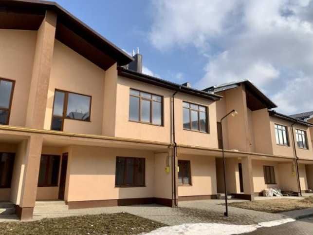Продам котедж з міськими комунікаціями в районі Автовокзалу