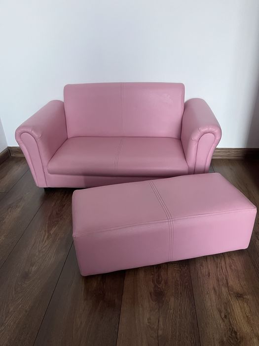 Sofa dziecięca z podnóżkiem