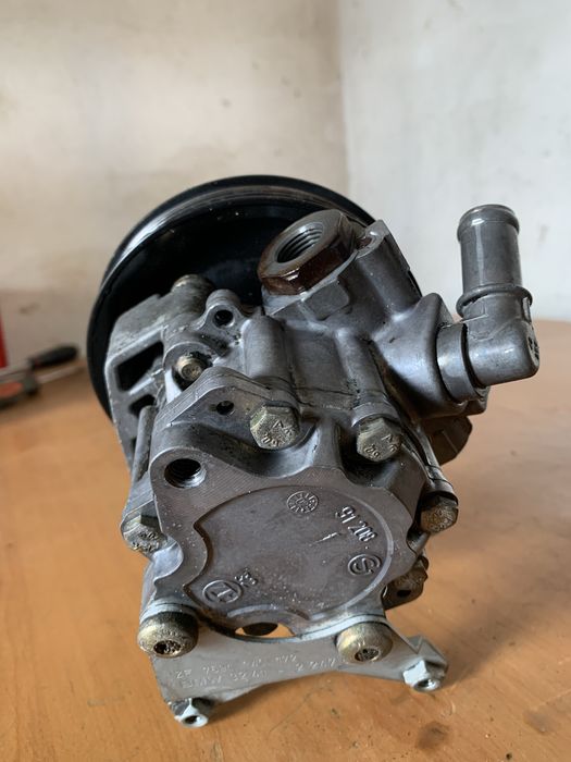 Pompa wspomagania opel omega 2.5dti m57 Bmw e39 sprawna