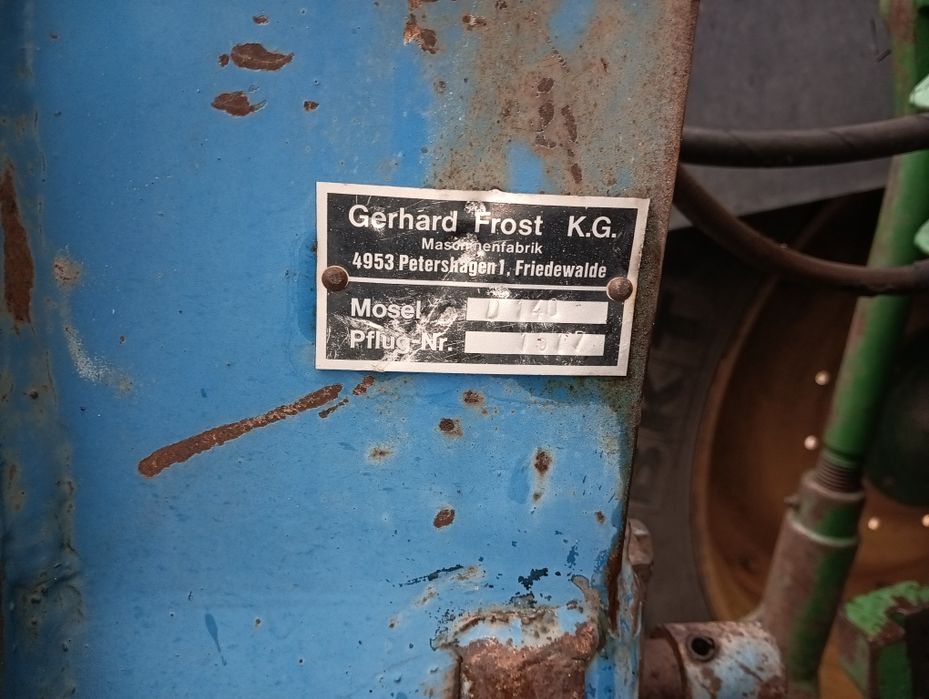 Pług płóg obrotowy 3+1 czteroskobowy 4-sksibowy FROST Mosel D140