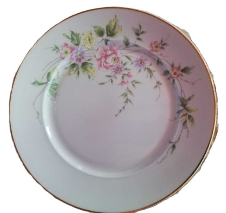 Serviço de Jantar e Chá -12 Pessoas-FPB-Porcelanas da Batalha-98 Peças