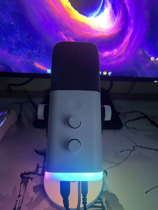 Fifine Ampligame AM8