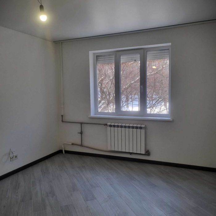 Продам 1-к кв м Барабашово, трк Украина.