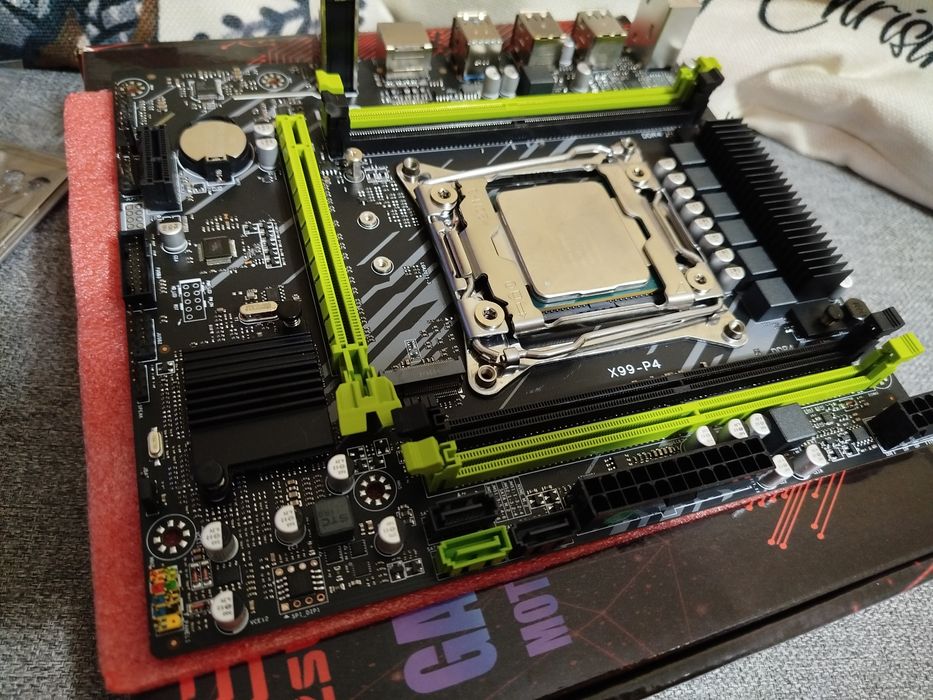 Материнская плата + Е5 2630V3