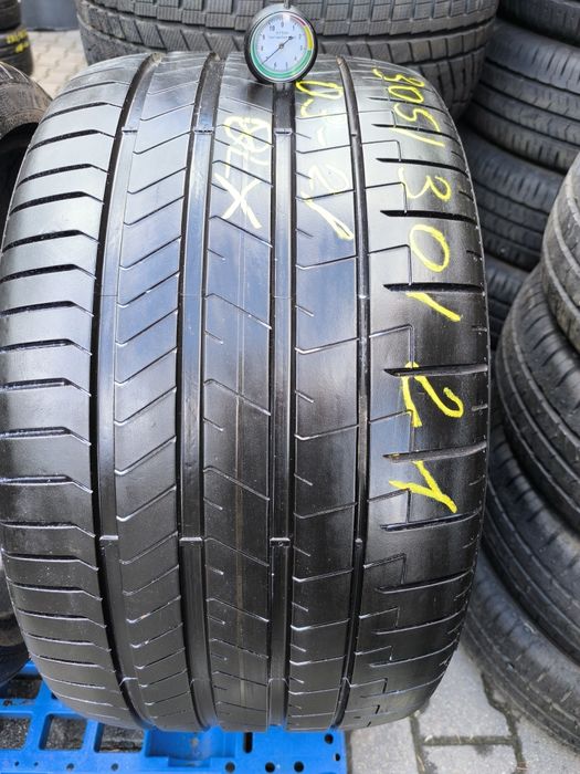 Opona Pirelli p zero 305/30/21 pojedynka