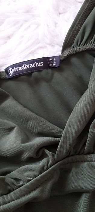Body letnie bluzka stradivarius vneck serek