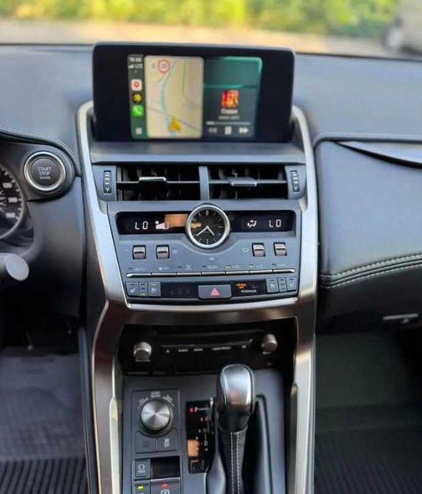 Lexus NX     2021