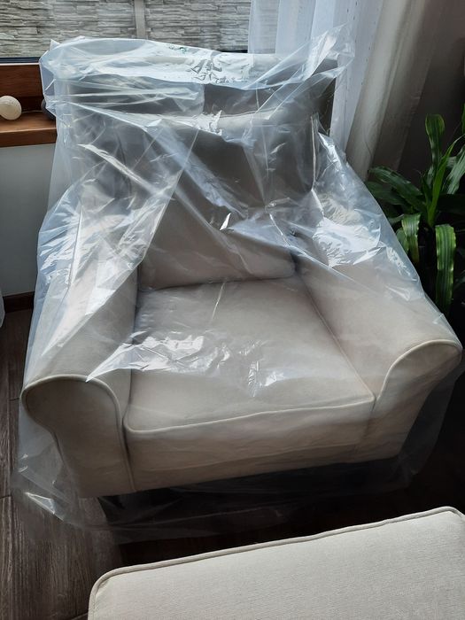 Wygodny i elegancki  fotel klubowy.