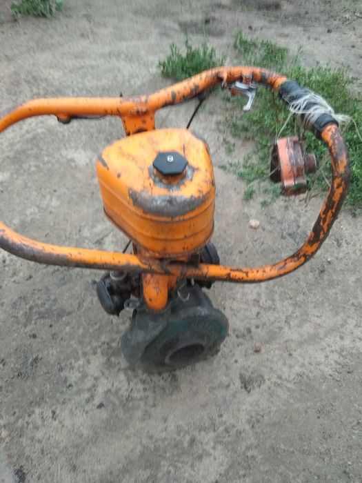 Продам дві бензопили дружба