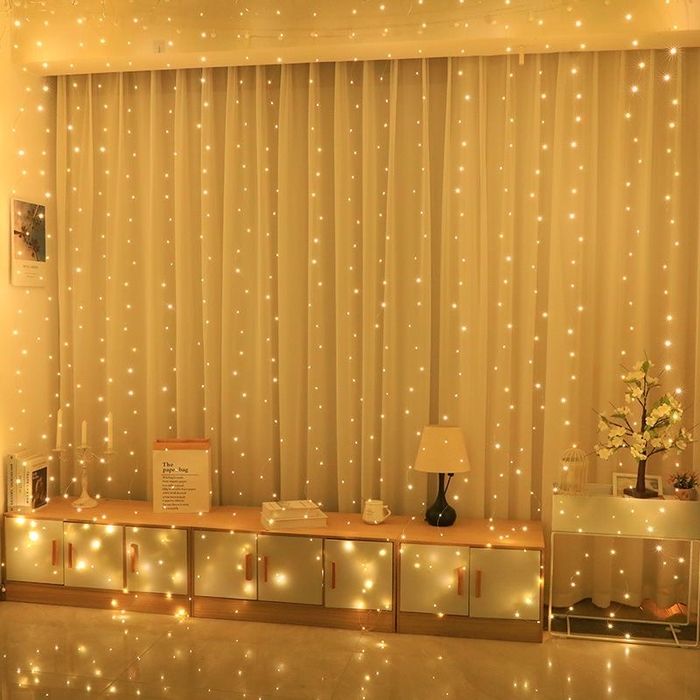 Вогники, гірлянда штора