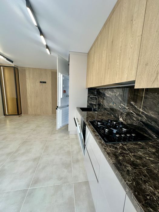 Продаж квартири вул. Білогірська, новобудова, Центр