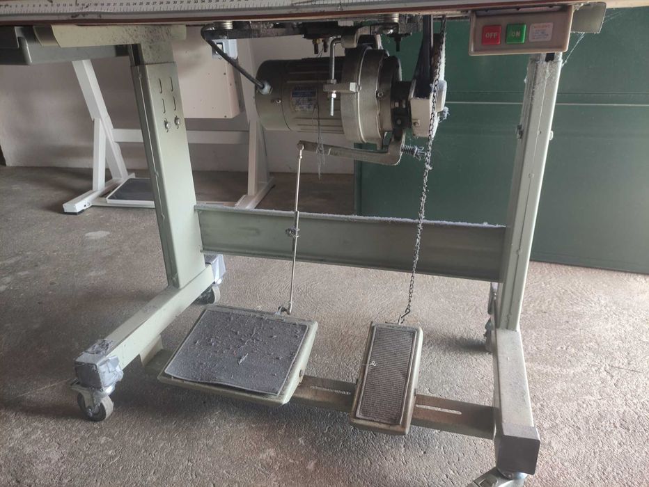 Máquinas Siruba  C 0008