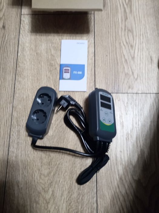 Regulator temperatury