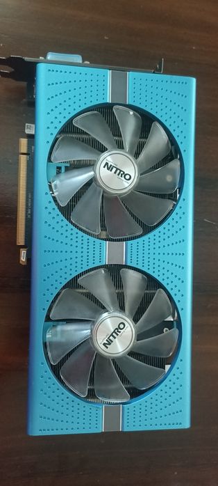 Gráfica Sapphire Nitro+ Radeon RX 580 8GB