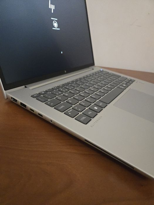 HP EliteBook 640 G11 – Intel Core Ultra 5 135U, 16 GB DDR5, NVMe 512 GB, 14" WUXGA64752119853954124