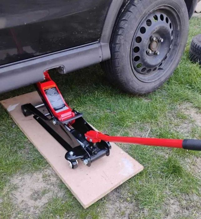 Podnośnik Samochodowy Lewarek Żaba Niskoprofilowy Hydrauliczny 2,5T 85-385mm Gumy