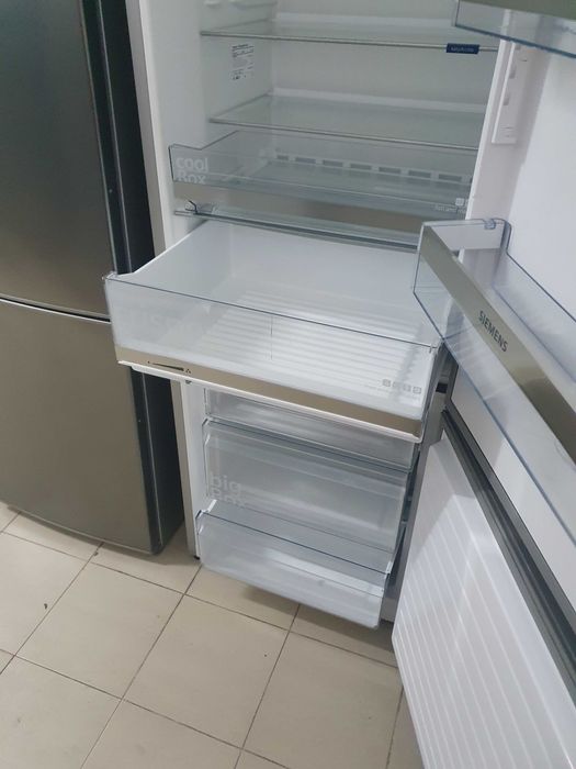 Frigorifuco combinado bosch Frost-free Kg49e